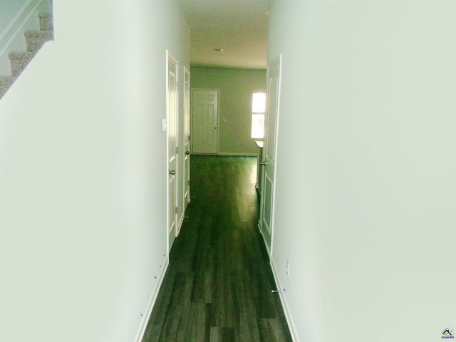 404 NW Oakwood Drive, Milledgeville, GA 31061