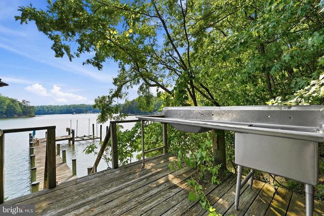 924 CHART CT, Lusby, MD 20657
