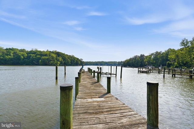 924 CHART CT, Lusby, MD 20657