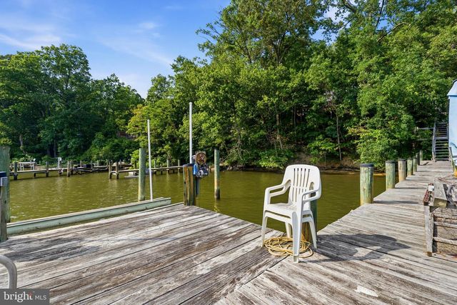 924 CHART CT, Lusby, MD 20657