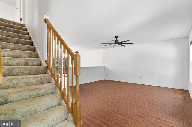 924 CHART CT, Lusby, MD 20657
