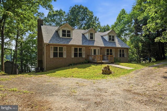 924 CHART CT, Lusby, MD 20657