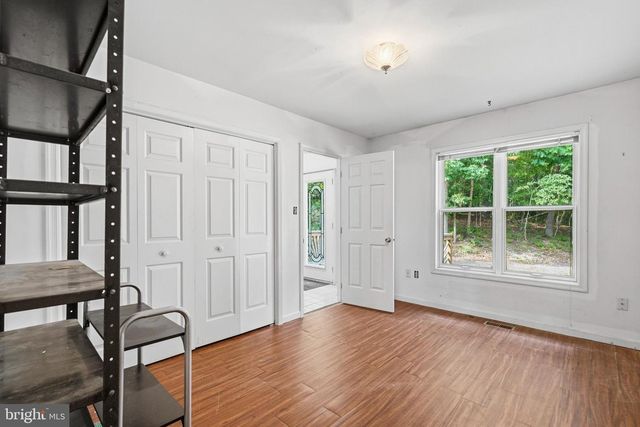 924 CHART CT, Lusby, MD 20657