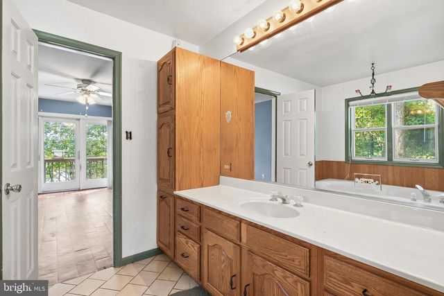 924 CHART CT, Lusby, MD 20657