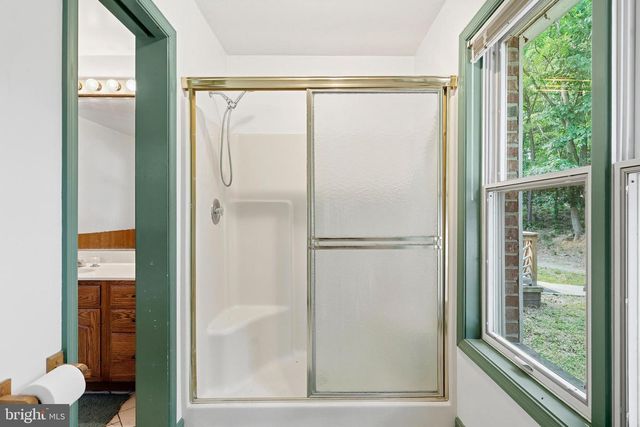924 CHART CT, Lusby, MD 20657