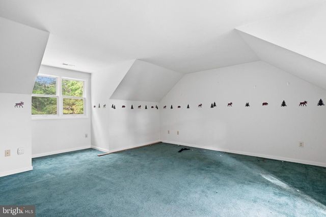 924 CHART CT, Lusby, MD 20657