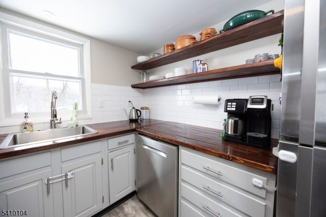 3 Learn Rd, Knowlton Twp., NJ 07832