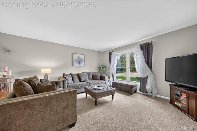 15905 New Bedford Drive 334, Clinton Charter Township, MI 48038