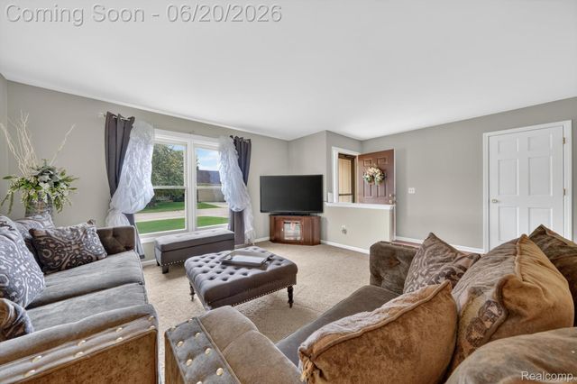 15905 New Bedford Drive 334, Clinton Charter Township, MI 48038
