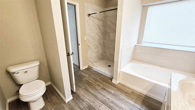 4117 Gyrfalcon Drive, Norman, OK 73072