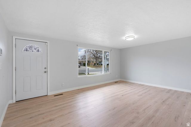 2805 W 2935 S, West Valley City, UT 84119