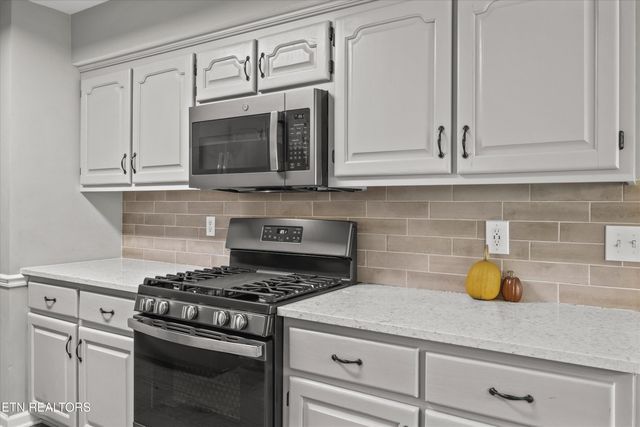 3621 Touchstone Drive, Maryville, TN 37801