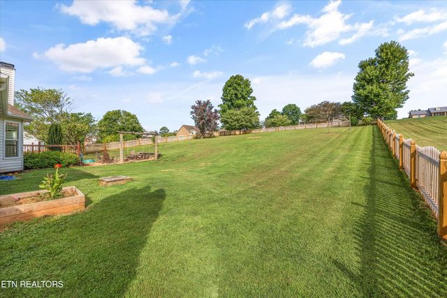 3621 Touchstone Drive, Maryville, TN 37801