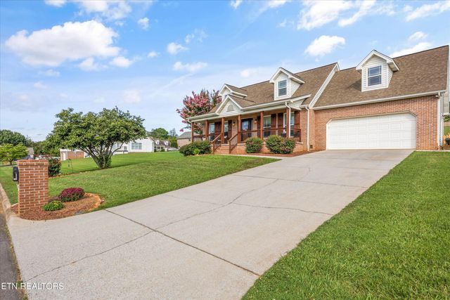 3621 Touchstone Drive, Maryville, TN 37801