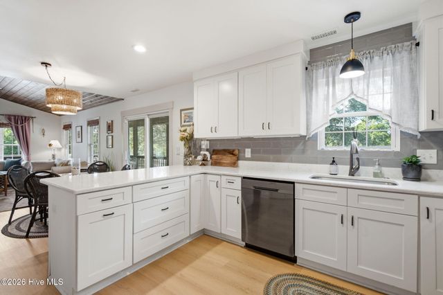 101 NW 11th Street, Oak Island, NC 28465