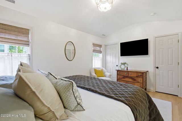 101 NW 11th Street, Oak Island, NC 28465