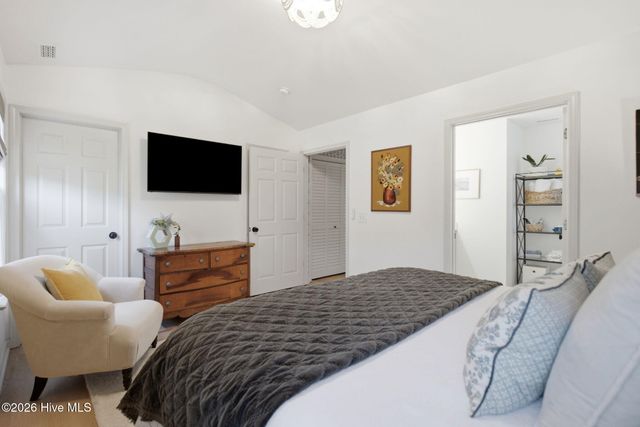 101 NW 11th Street, Oak Island, NC 28465