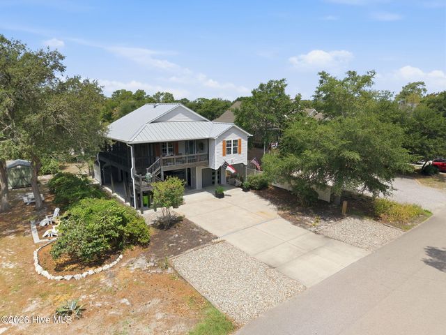101 NW 11th Street, Oak Island, NC 28465