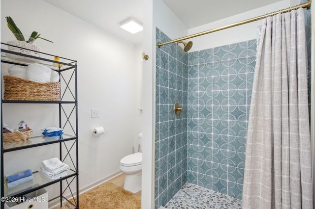 101 NW 11th Street, Oak Island, NC 28465
