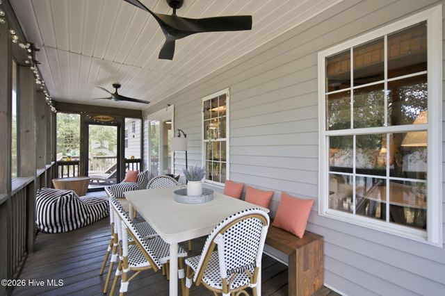 101 NW 11th Street, Oak Island, NC 28465