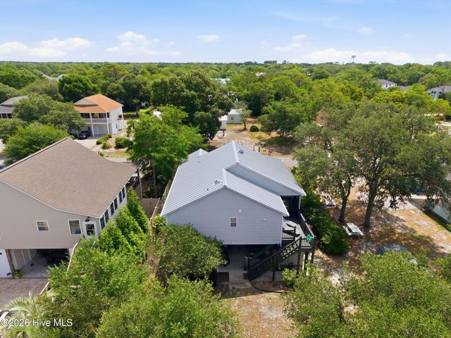 101 NW 11th Street, Oak Island, NC 28465