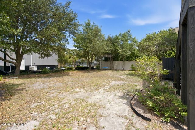 101 NW 11th Street, Oak Island, NC 28465