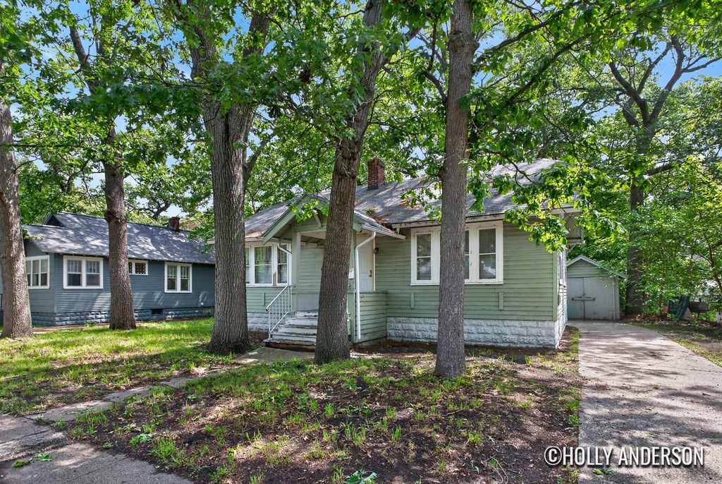 3012 9th Street, Muskegon Heights City, MI 49444