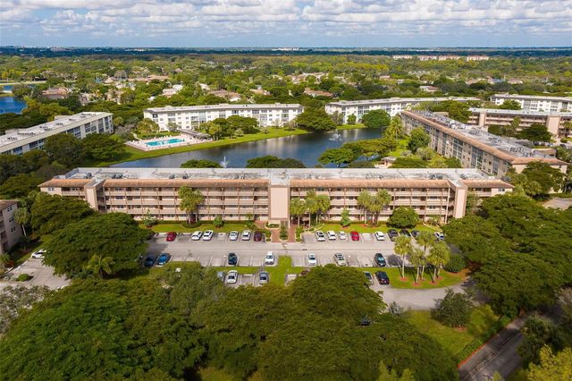 1703 Andros Isle G4, Coconut Creek, FL 33066