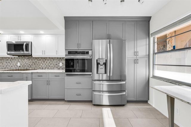 1703 Andros Isle G4, Coconut Creek, FL 33066