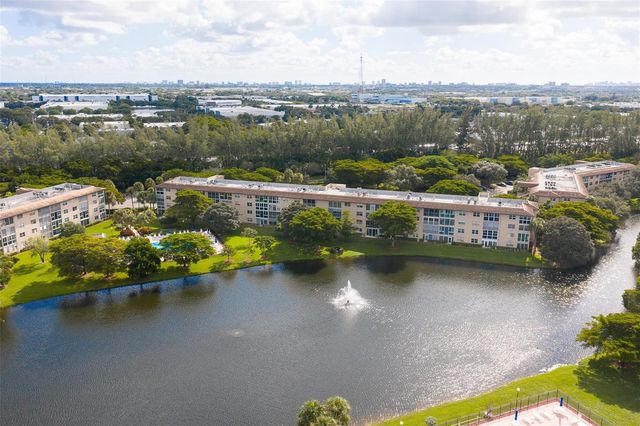 1703 Andros Isle G4, Coconut Creek, FL 33066