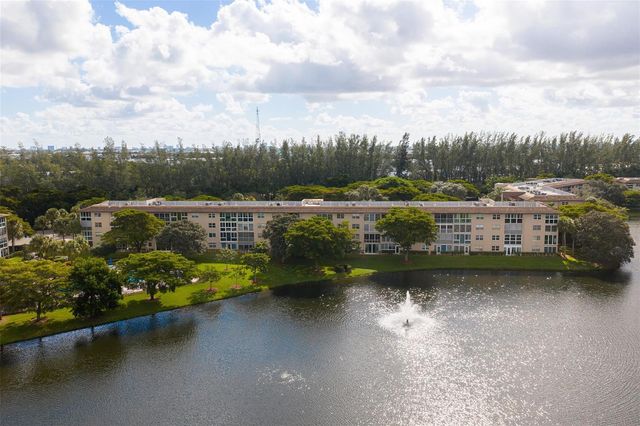 1703 Andros Isle G4, Coconut Creek, FL 33066