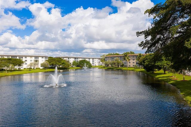 1703 Andros Isle G4, Coconut Creek, FL 33066