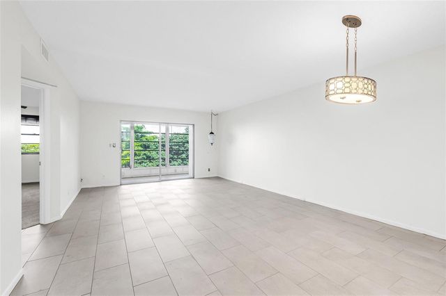 1703 Andros Isle G4, Coconut Creek, FL 33066
