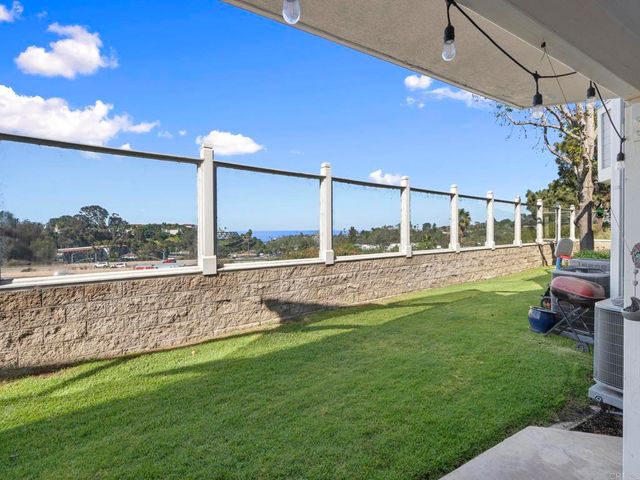 233 Mangano Circle, Encinitas, CA 92024