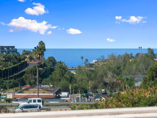 233 Mangano Circle, Encinitas, CA 92024