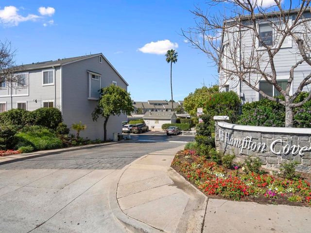 233 Mangano Circle, Encinitas, CA 92024