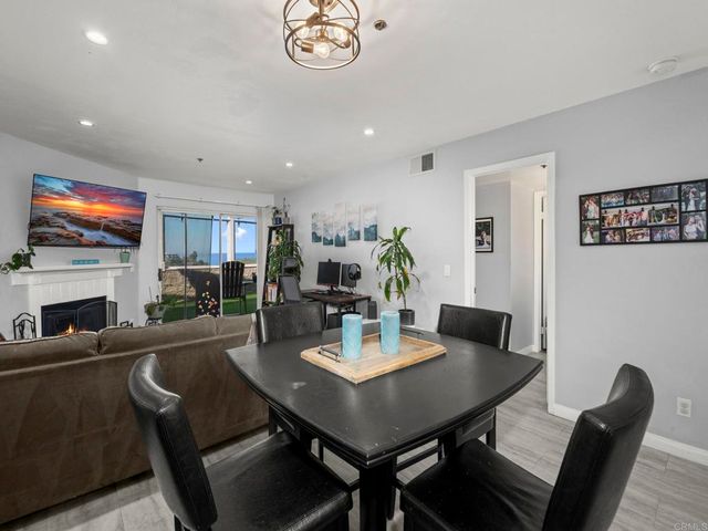 233 Mangano Circle, Encinitas, CA 92024