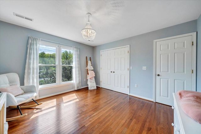 2932 W Club DR, Salem, VA 24153