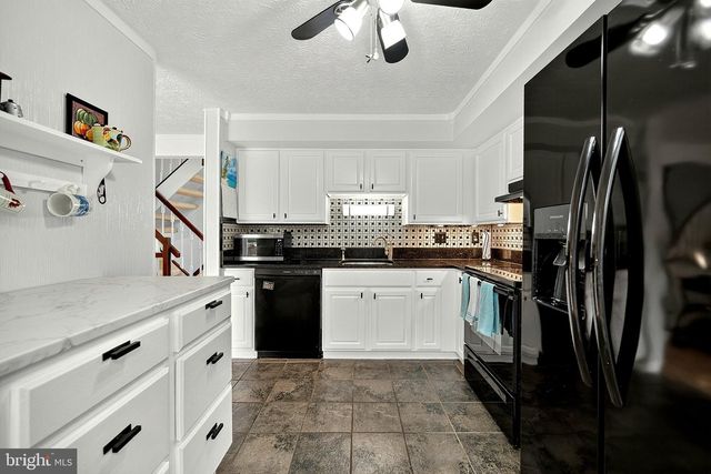 3929 PLUM RUN CT, Fairfax, VA 22033