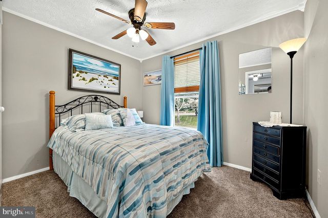 3929 PLUM RUN CT, Fairfax, VA 22033