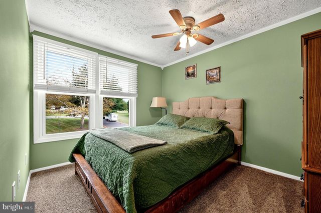 3929 PLUM RUN CT, Fairfax, VA 22033