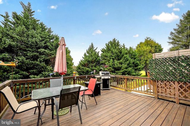 3929 PLUM RUN CT, Fairfax, VA 22033