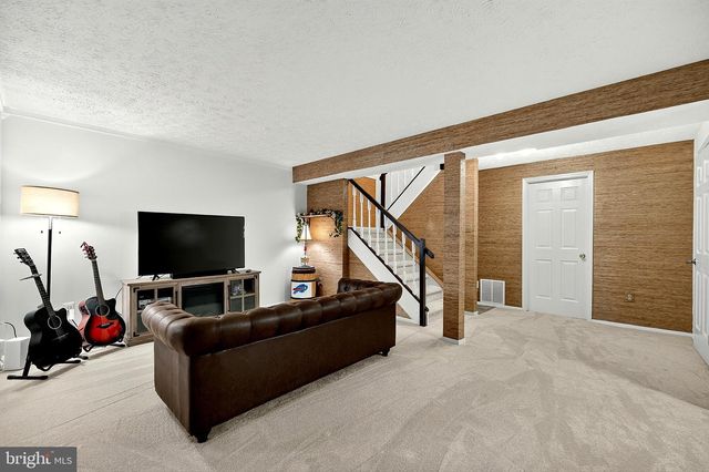 3929 PLUM RUN CT, Fairfax, VA 22033