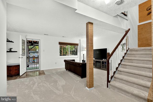 3929 PLUM RUN CT, Fairfax, VA 22033