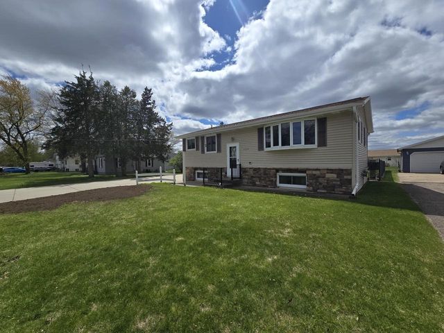 2630 2ND STREET SOUTH, Wisconsin Rapids, WI 54494