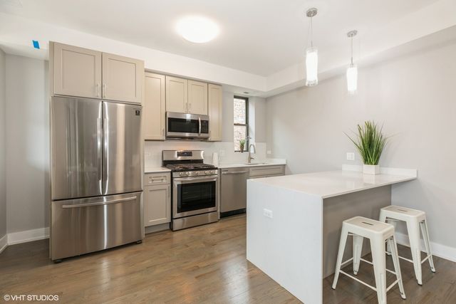 5038 S Saint Lawrence Avenue 1N, Chicago, IL 60615