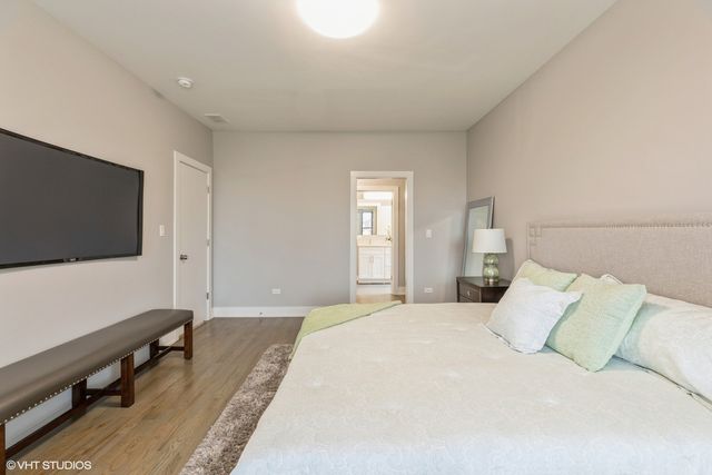 5038 S Saint Lawrence Avenue 1N, Chicago, IL 60615
