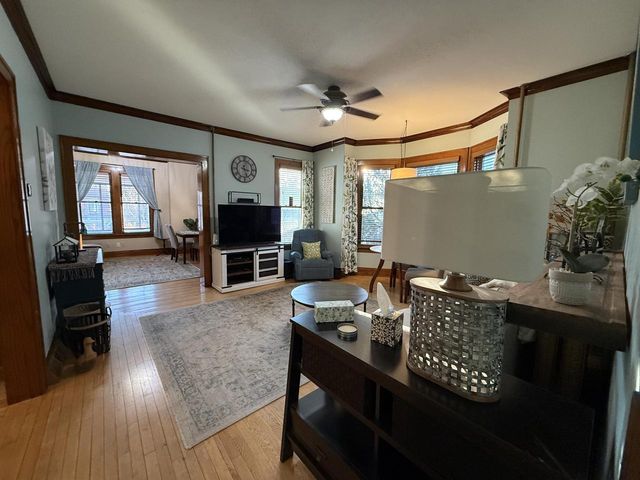 1615 Madison STREET, La Crosse, WI 54601