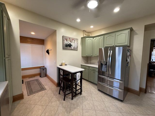 1615 Madison STREET, La Crosse, WI 54601