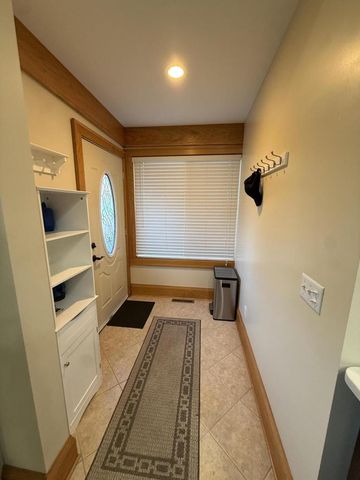 1615 Madison STREET, La Crosse, WI 54601